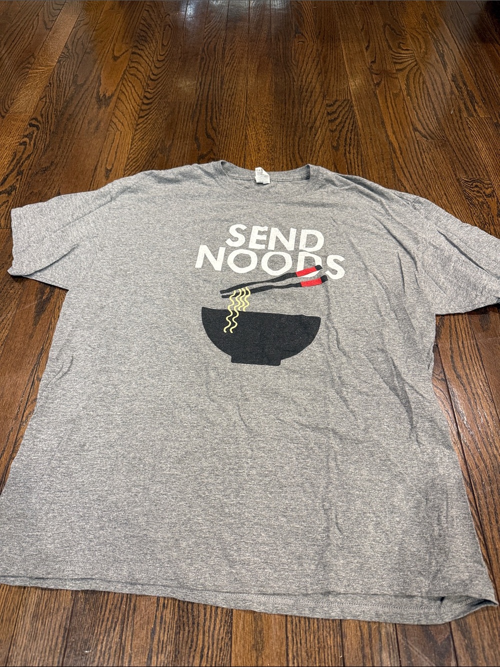 Fruit of the Loom Gray 'Send Noods' Ramen Graphic Tee